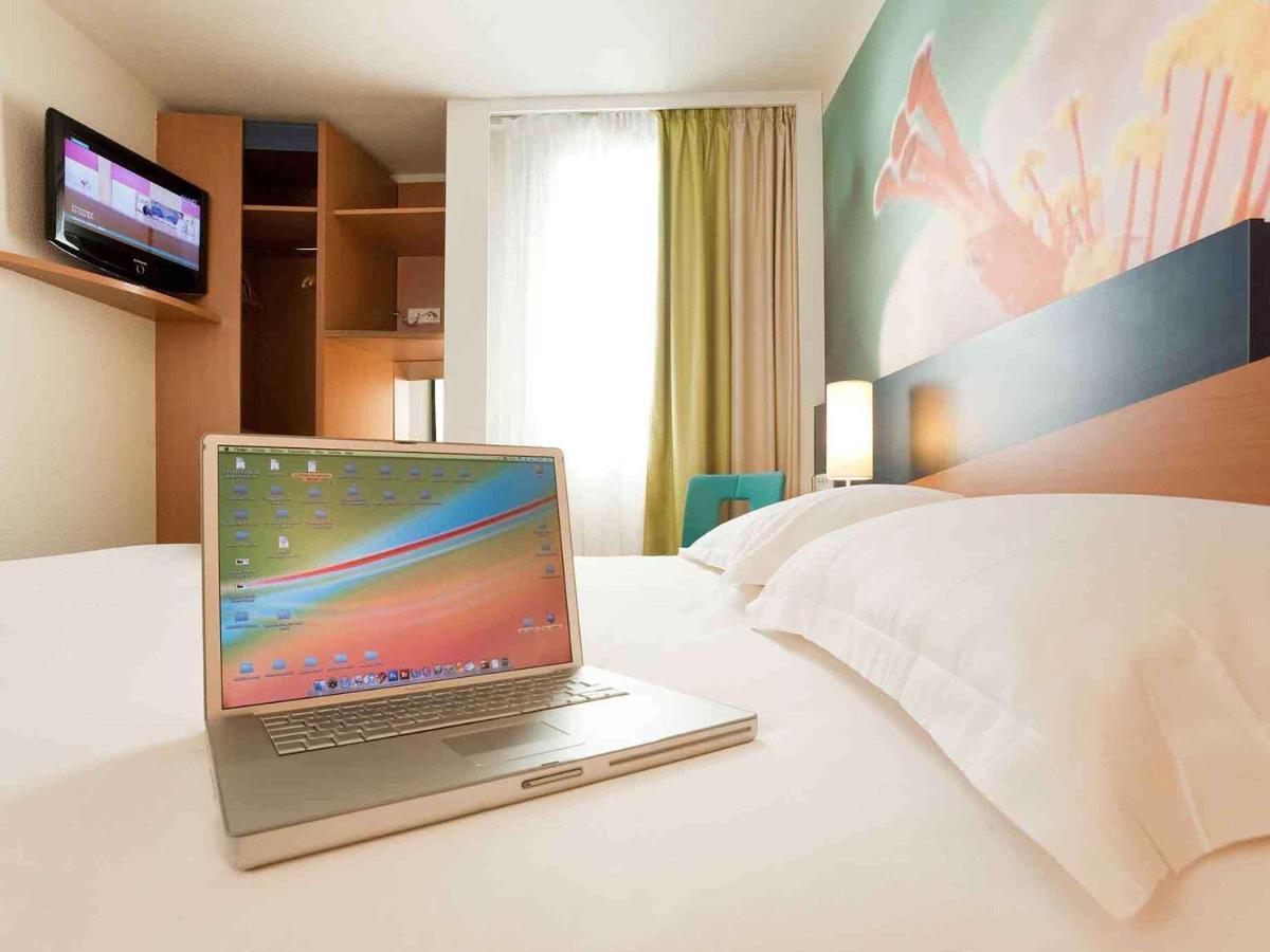 Hotel ibis Styles Orléans à La Chapelle-Saint-Mesmin Extérieur photo
